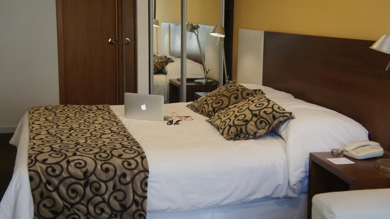 Palm Beach Plaza Hotel Montevideo Exteriör bild